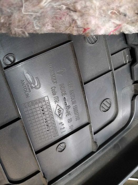 Capac haion renault megane 3 hatchback 156037702