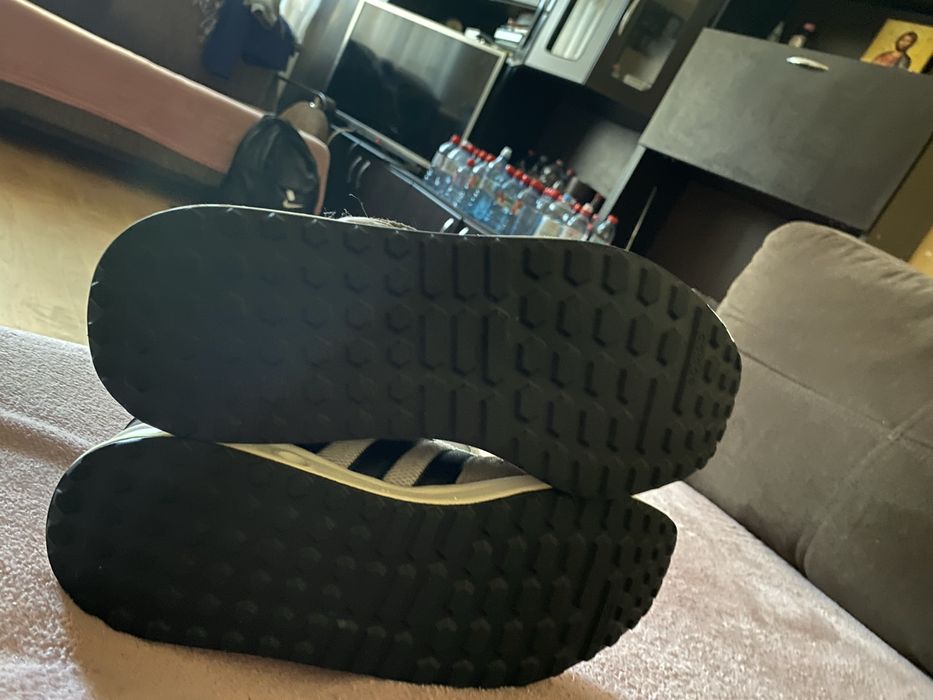 Adidasi nr 44 originali