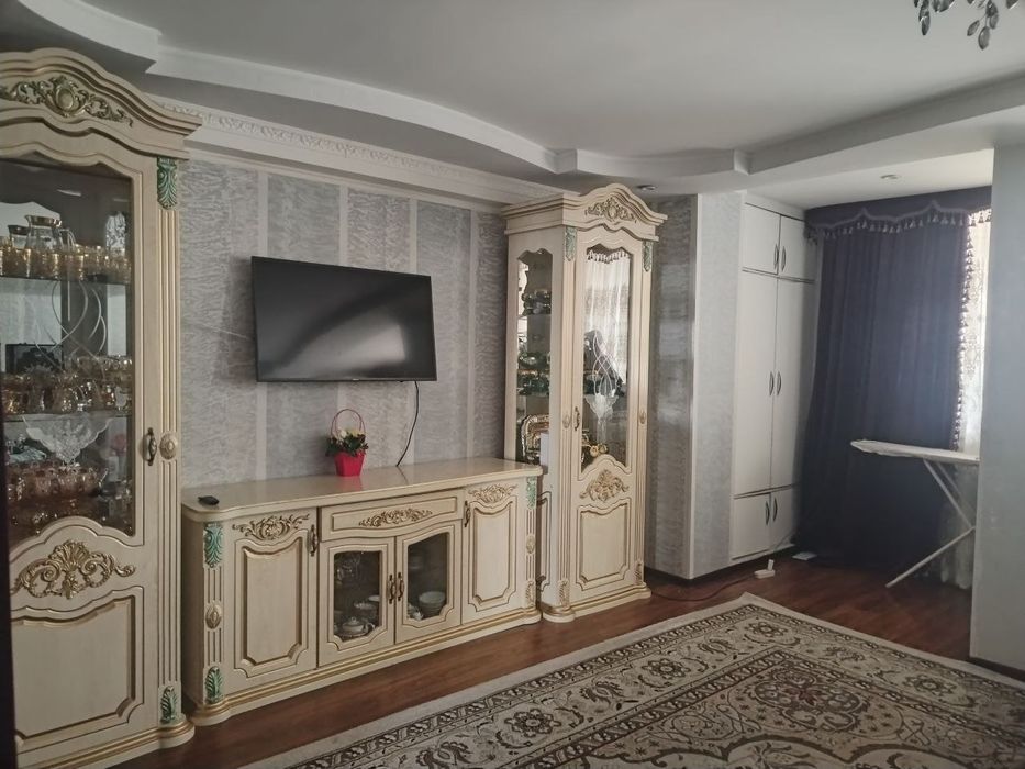 Бобур 4х ком 2х уровня