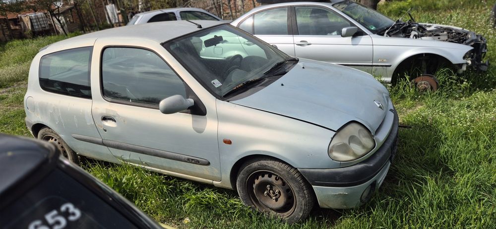 Рено клио 1.9дизел 90 коня НА ЧАСТИ