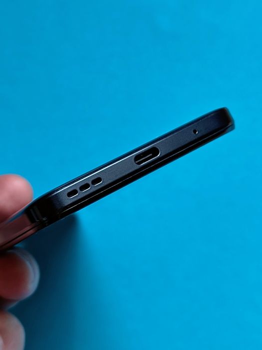 Motorola e13 - 2GB RAM , 64GB ROM