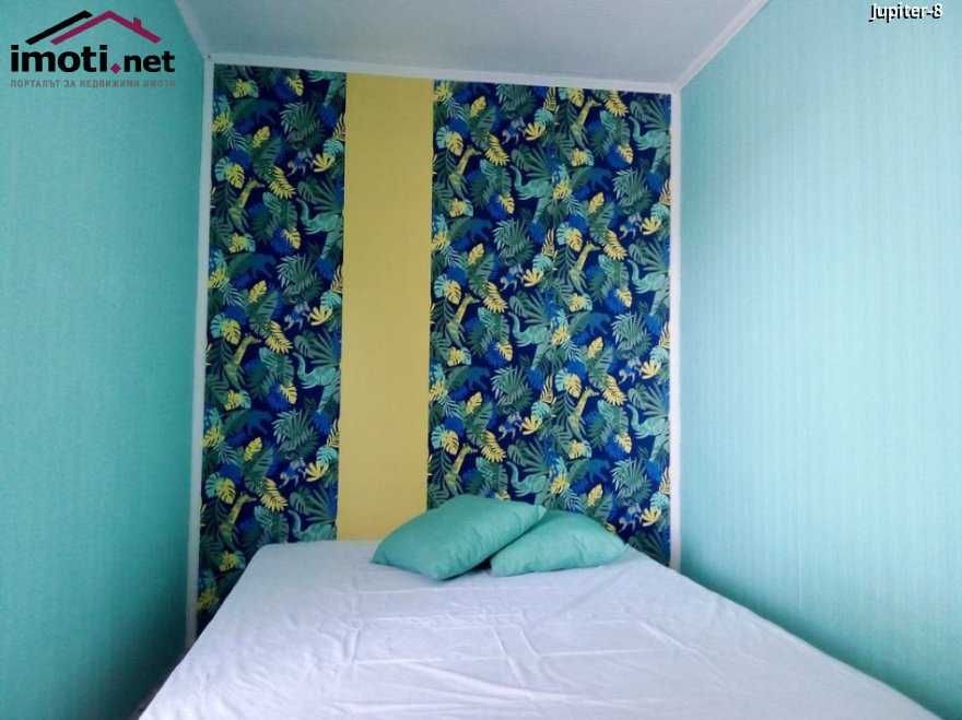 Продава бунгало за 4-ма до морето в Кариани.