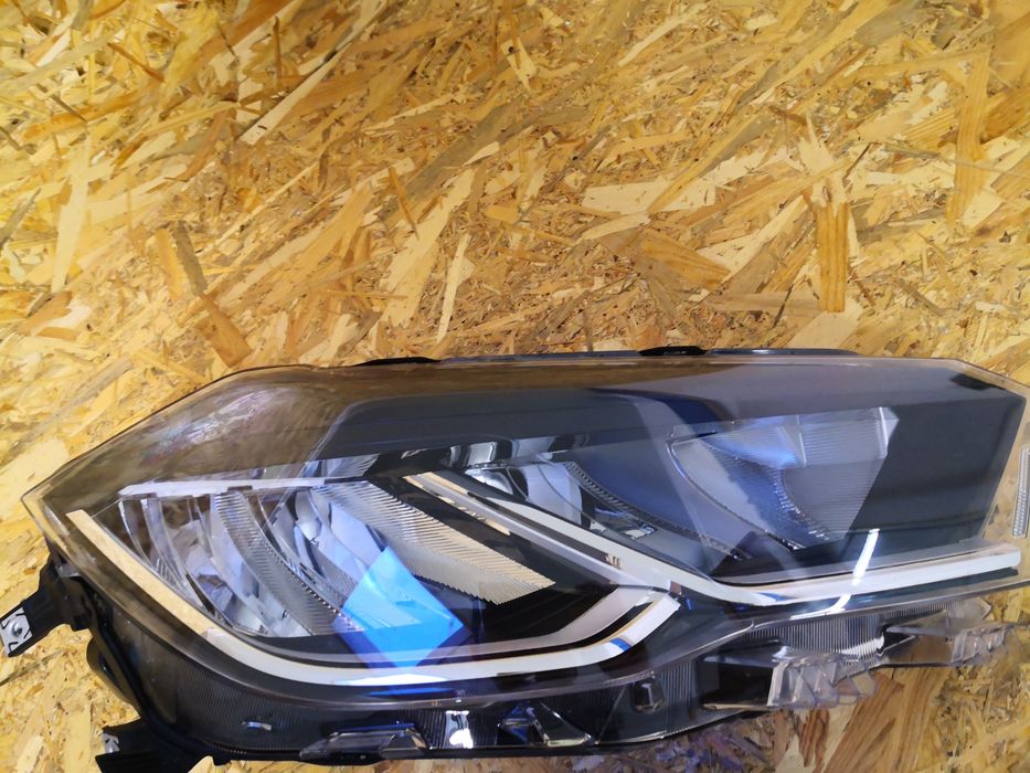 Десен фар  LED за Фолксваген Поло 6 2021 г Volkswagen Polo