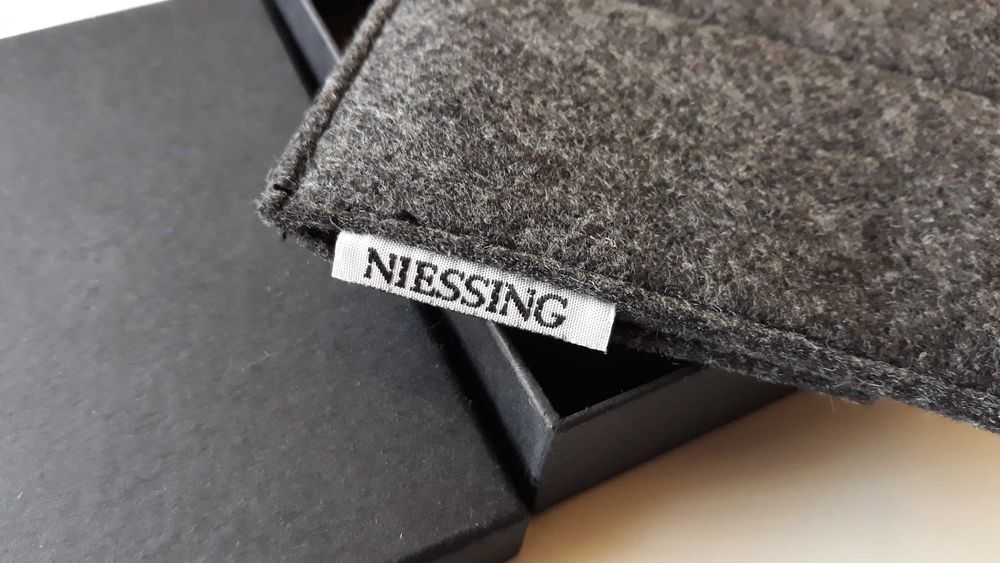 Cutie Bijuteri Aur Niessing Germania, cu saculet , pereche inele