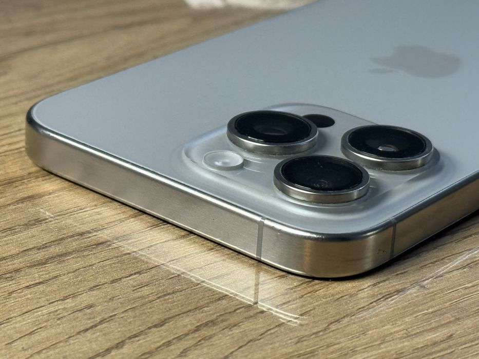  iPhone 15 Pro Max 256GB 85% Natural Titanium Neverlocked