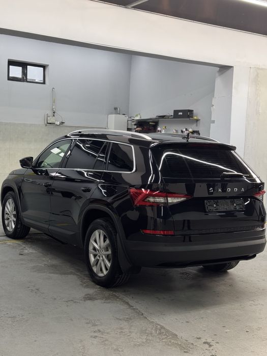 Skoda kadiaq 4x4 fulli 2022 yil 7 orindiqli