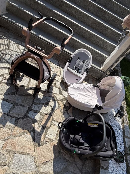 Hot Mom Бебешка количка