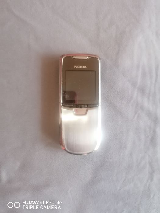 НАМАЛЕН!Телефон Nokia 8800