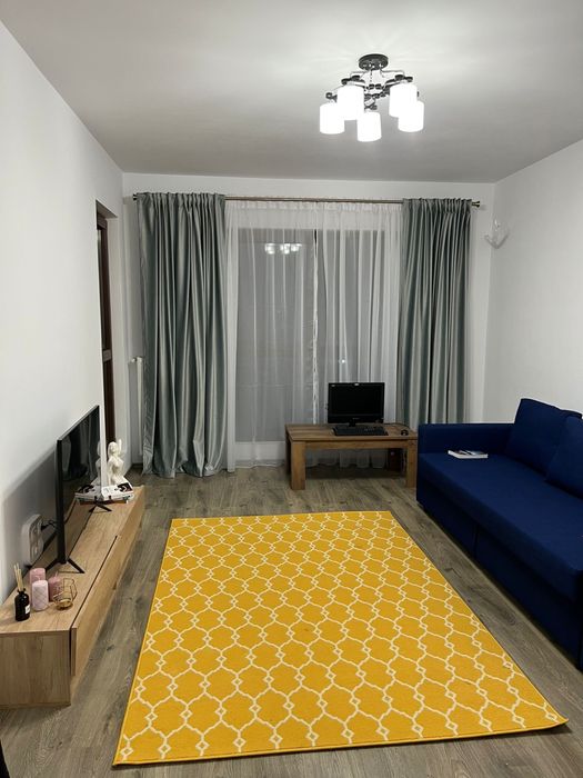 De inchiriat ap cu 2 camere cu loc de parcare rond Cristalului