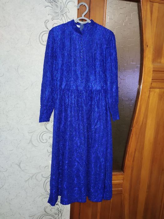 Вечернее платье гепюровое