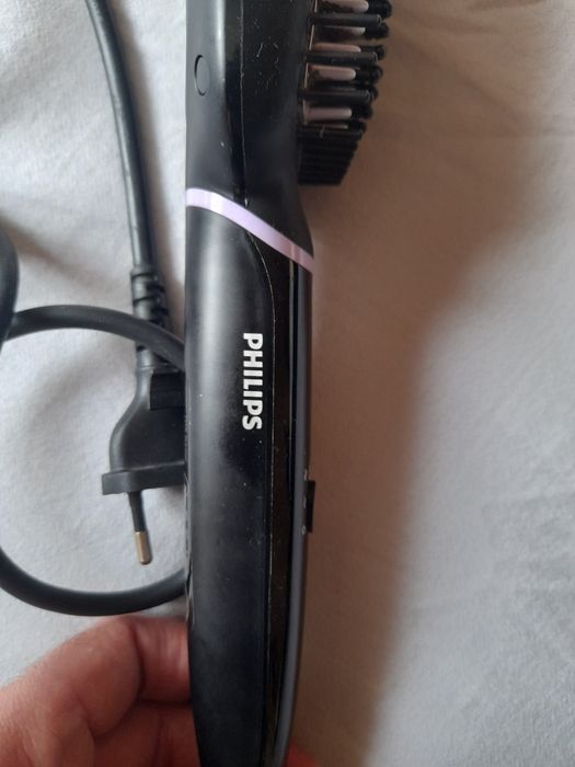 Четка за изправяне на коса Philips