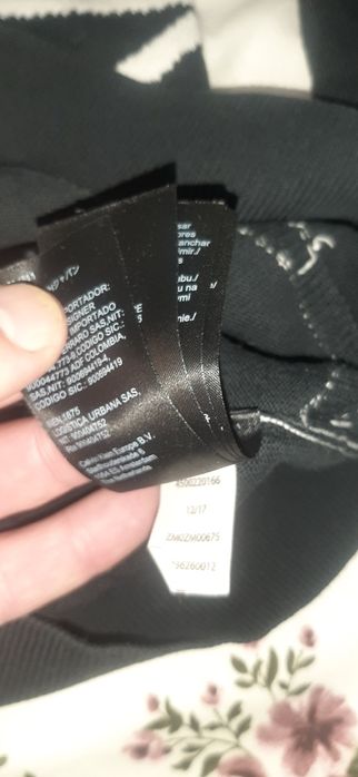 Pulover Calvin Klein original marime M
