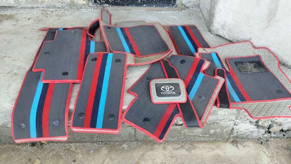 Прадëться полики 3d Toyota ciena
