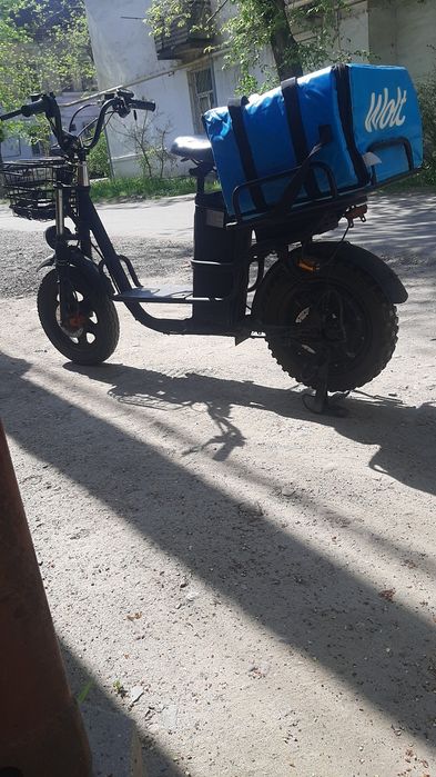 Самакат электрони