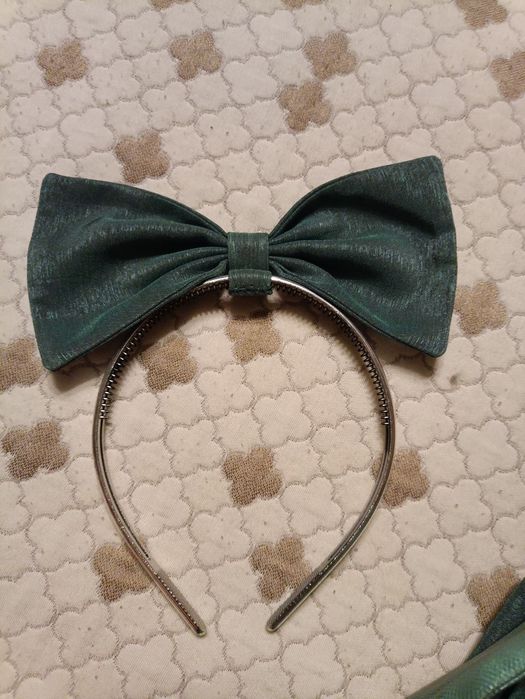 Платье нарядное для девочки, 8-9 лет