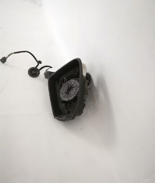 Оригинално дясно огледало в добро състояние, електрическо Фолксваген В