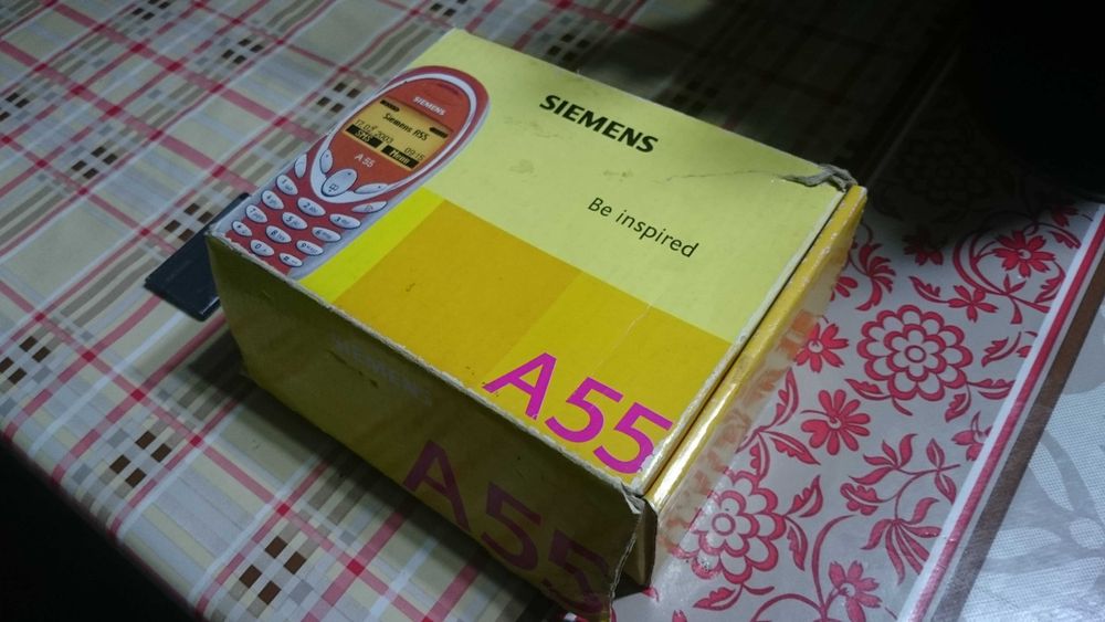 Оригинальный аккумулятор BL-4C и коробка от телефона Siemens A55