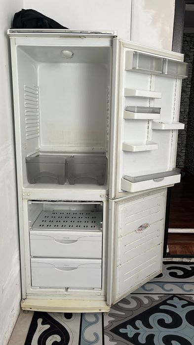 Холодильник продам