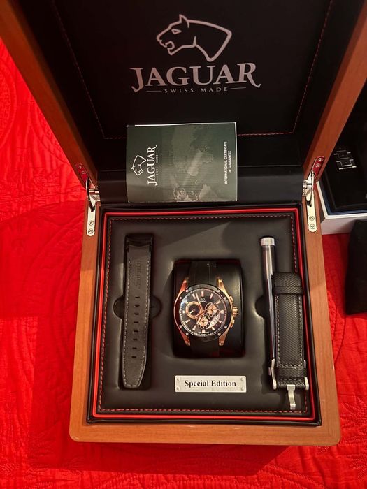 Ceas seiko și ceas Jaguar
