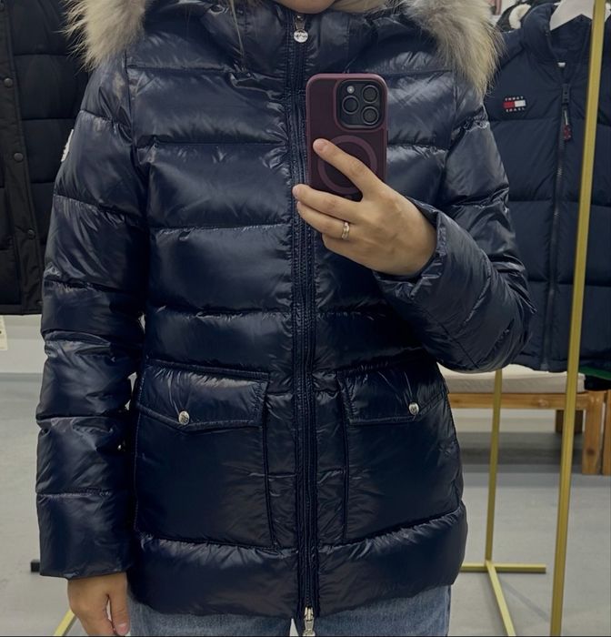 Продам женскую куртку