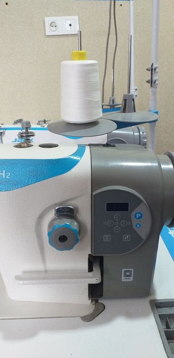 Тикув машинаси сотилади