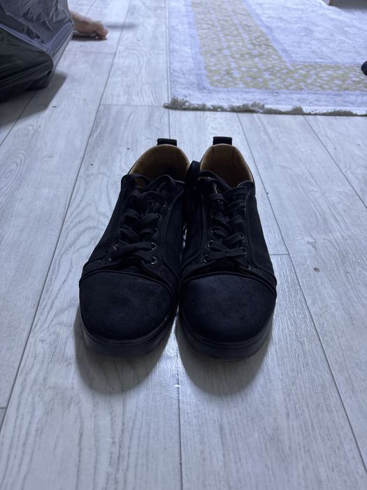 Продается Louboutin