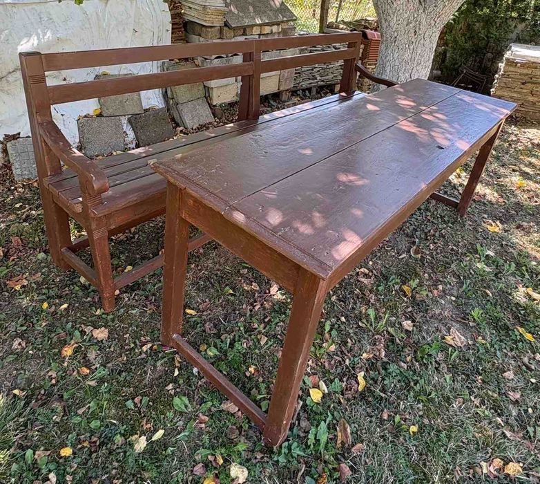 Дървена Маса с пейка