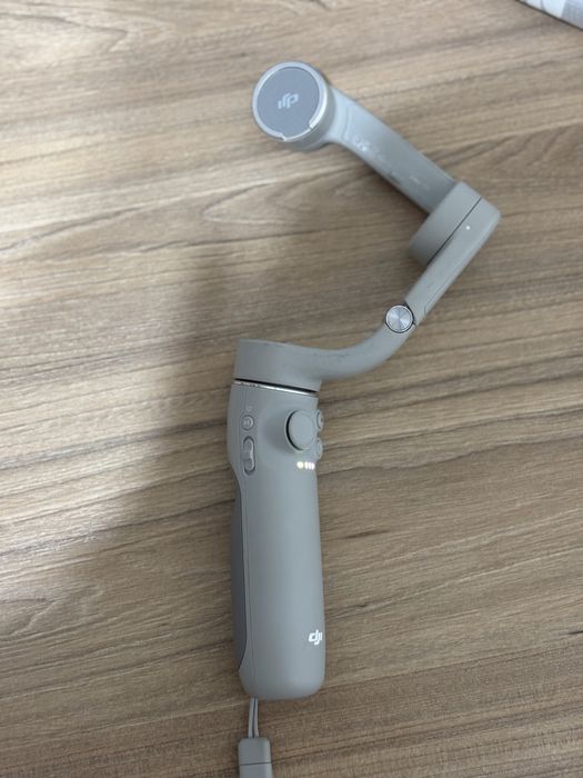 Стабилизотор для телефона Dji om 5