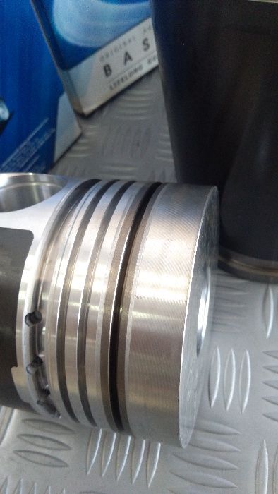 Ризи бутала сигменти МТЗ/ЮМЗ Т25/Т40 Беларус 952/1221 и др.