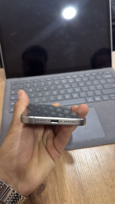 Iphone 15 pro max srochni