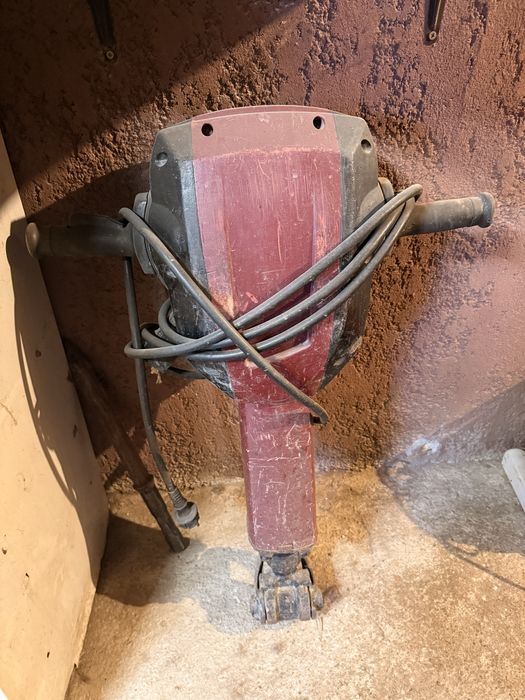 Inchiriez Scule (picamer,compactor,masina taiat asfalt,flex,drujba,etc)
