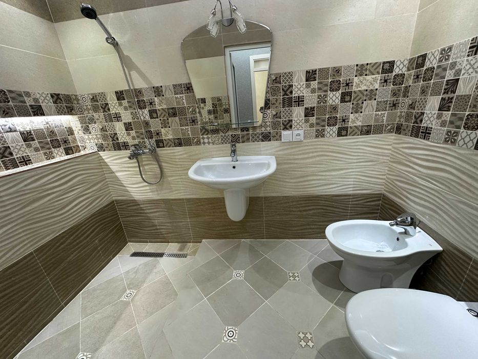 Дом с новым ремонтом, летняя кухня, гараж, комплекс СПА, кинотеатр