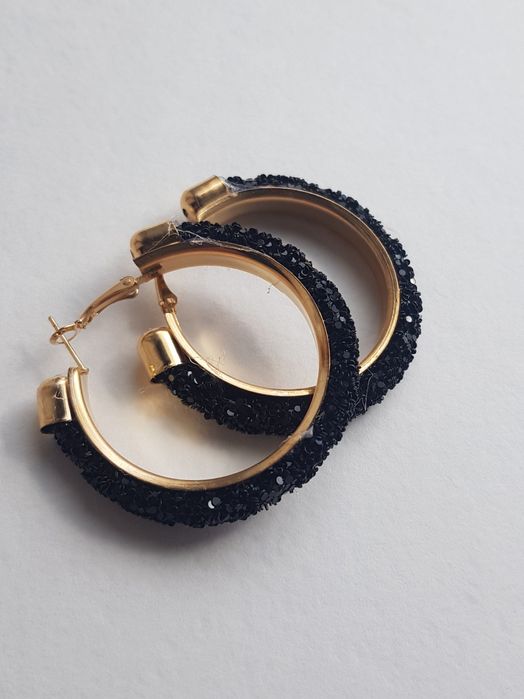 Продам серьги + в подарок красивая упаковка