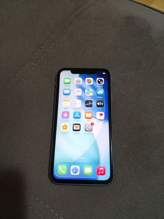iPhone 11 64GB purple