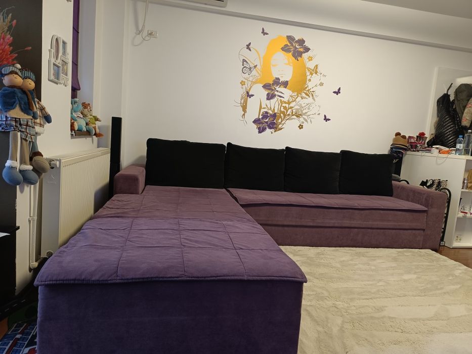 Canapea extensibilă in forma de L cu spațiu de depozitare