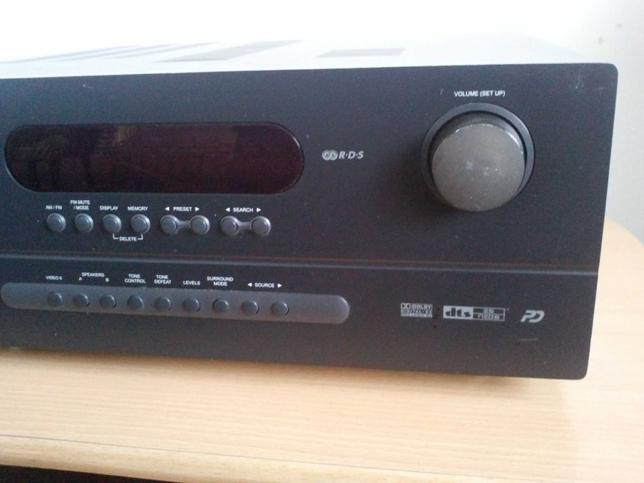 Amplituner NAD T 754