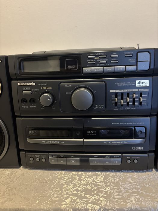 Casetofon Panasonic RX-DT690