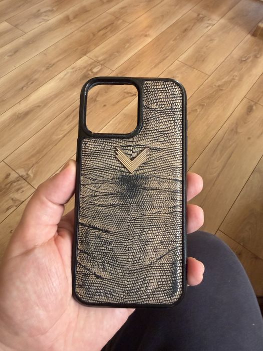 Husa velante iphone 16 pro max