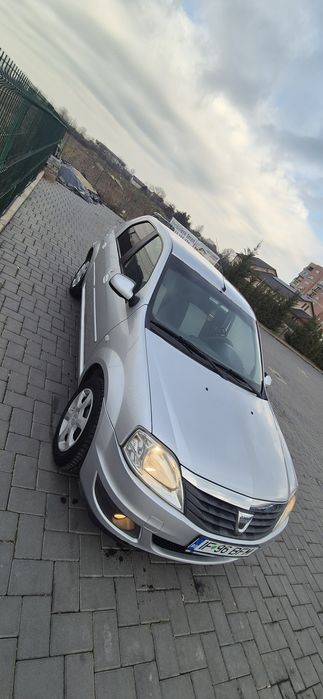 Vând Dacia logan 2013