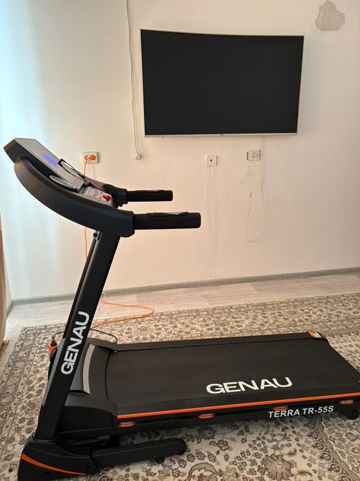 Беговая дорожка  Genau TR55S