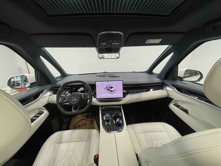 Zeekr 009 2025 — 3