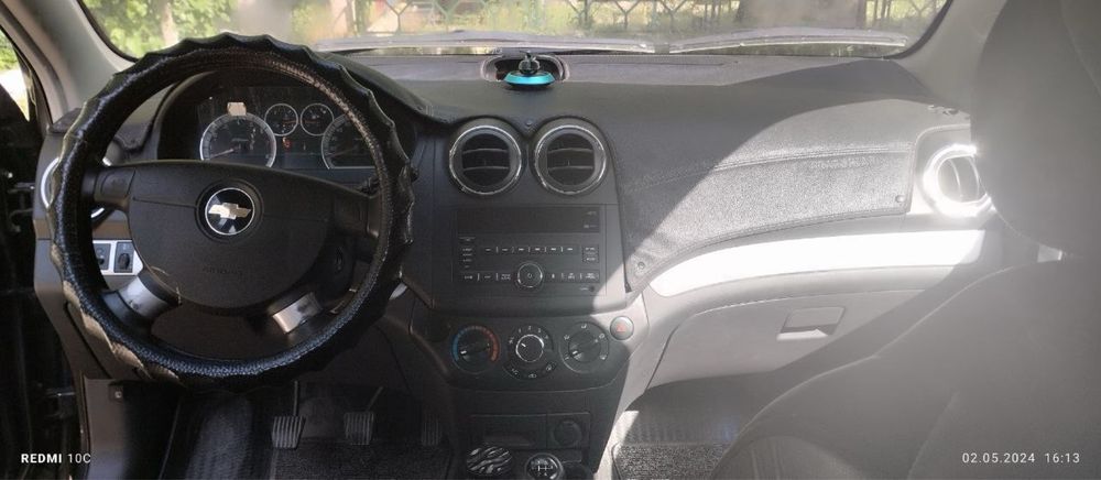 Продаю машину Nexia 3