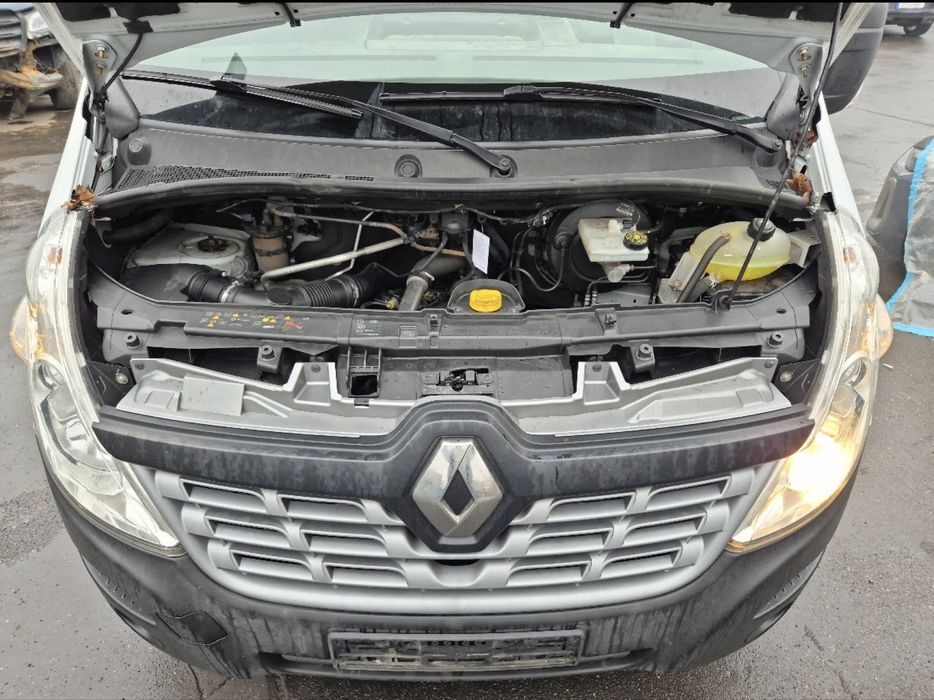 Vand RENAULT MASTER III 08.2018  8+1 locuri Avariat import GERMANIA