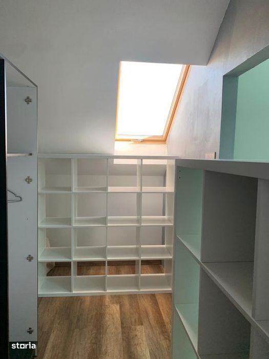 Apartament de 3 camere 2 bai, 86 mp utili , zona Teilor