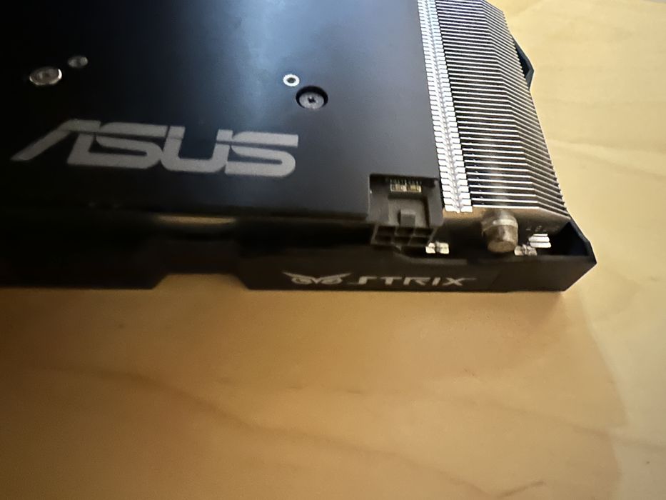 Gtx 960 strix 2gb memorie