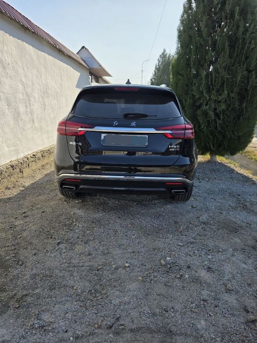Hongqi hs5 2022 yil