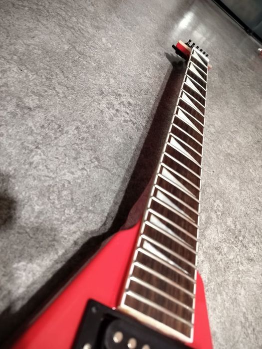 Электрогитара Jackson King V стрела