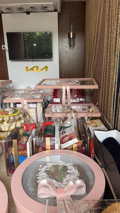 Сарпо Мошина ва Сарпо кутила Фотиха ва бешик той ва молйояар