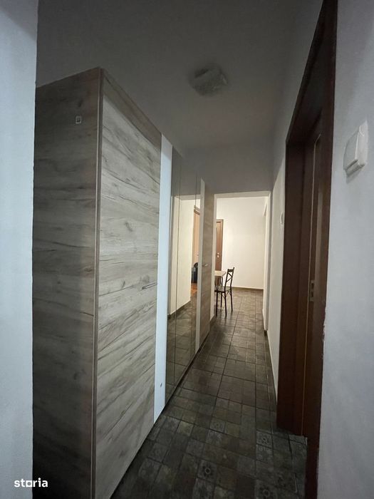 Apartament 3 camere Cetate str Closca