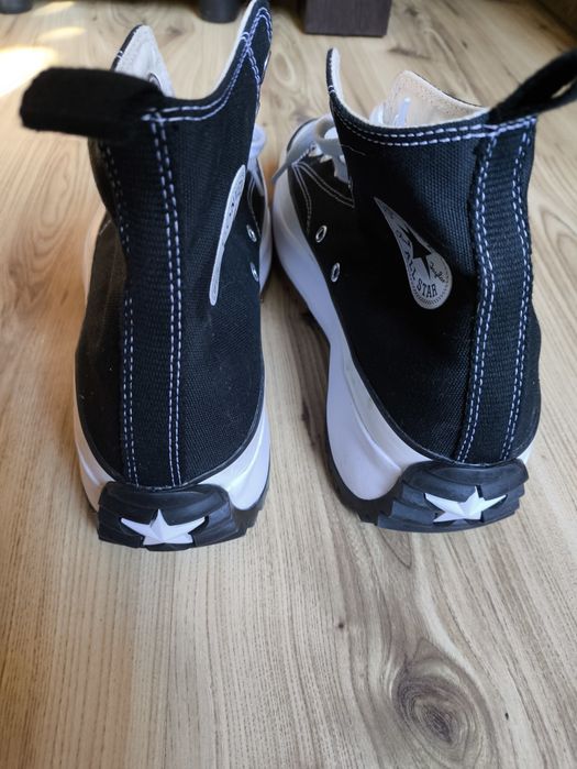 Спортни мъжки обувки Nike и Converse